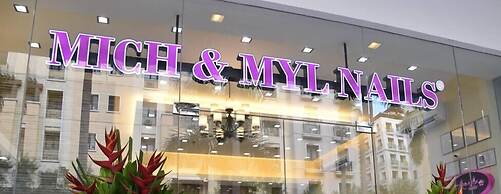 One Palm Tree Villas by SMTL Properties