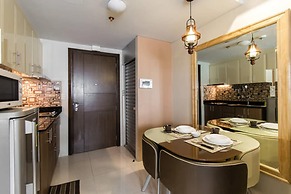 One Palm Tree Villas by SMTL Properties