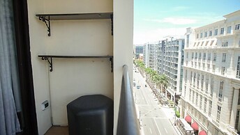 Sarasota Residential Resort, Newport City