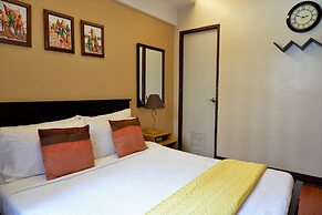 Sarasota Residential Resort, Newport City