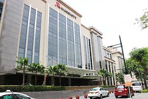 Sarasota Residential Resort, Newport City