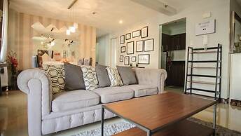 Sarasota Residential Resort, Newport City