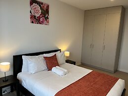 Tasha's Apartments on Morphett