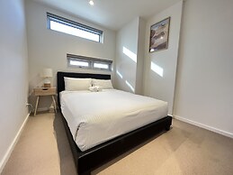 Tasha's Apartments on Morphett