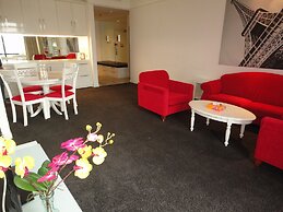 Real Point Suites at Times Square