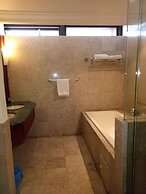 Real Point Suites at Times Square