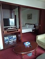 Real Point Suites at Times Square