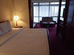 Real Point Suites at Times Square