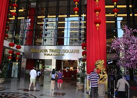 Real Point Suites at Times Square