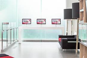 Red Planet Manila Bay