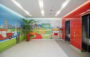 Red Planet Manila Bay