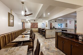 Hotel Balwas International