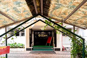 Hotel Balwas International