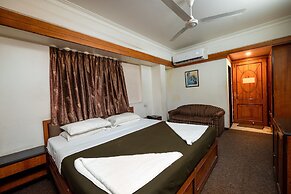 Hotel Balwas International