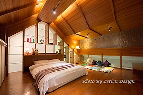 Beautiful Mansion B&B