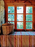 Demircioglu Pokut Dag Evi