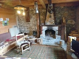 Demircioglu Pokut Dag Evi