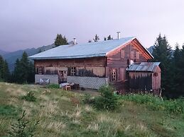 Demircioglu Pokut Dag Evi