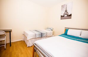 Colebert Avenue Apartment