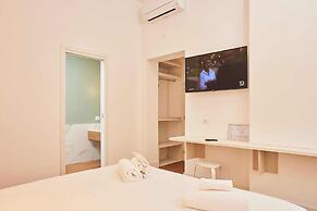 Dem Hotel