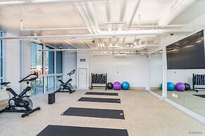 Apartment in River North with Balcony