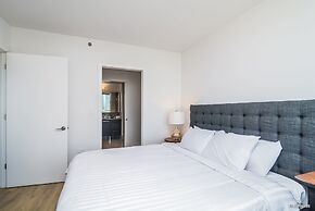 Apartment in River North with Balcony