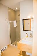 Fraternité-sur-Lac by Location ADP