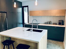 Fraternité-sur-Lac by Location ADP