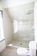 Fraternité-sur-Lac by Location ADP