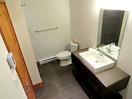 Fraternité-sur-Lac by Location ADP