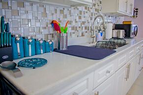 New Kingston Corporate Apts at Donhead