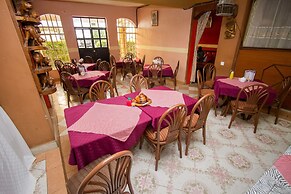 Three Ways Hotel & Restaurant