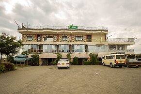 Three Ways Hotel & Restaurant