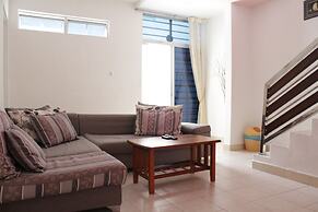 DesaTebrau NewStar Homestay - Wedding Bridal House