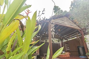 DesaTebrau NewStar Homestay - Wedding Bridal House