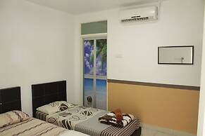 DesaTebrau NewStar Homestay - Wedding Bridal House