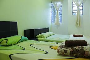 DesaTebrau NewStar Homestay - Wedding Bridal House