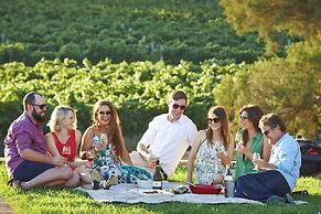 Vineyard Cottage at Upper Reach Winery