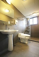 Gemlu Hotel