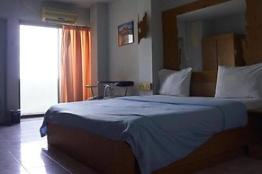 Fueang Fha Palace Hotel