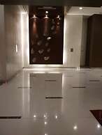 Queens Service Suite at Swiss Garden Residences