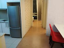 Queens Service Suite at Swiss Garden Residences