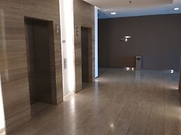 Queens Service Suite at Swiss Garden Residences