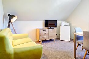 The Richmond Arms Hotel