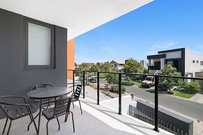 The Peninsula at Hope Island