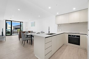 The Peninsula at Hope Island