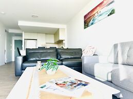 The Peninsula at Hope Island