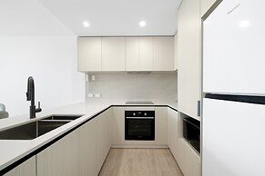 The Peninsula at Hope Island