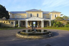 Apartments on The Eighteenth