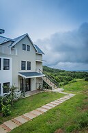 Apartments on The Eighteenth